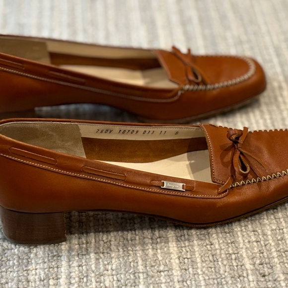 Salvatore Ferragamo Tan Block Heel Pumps - Picture 1 of 3